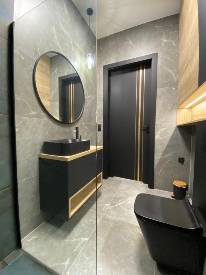 Industrial Vistula Apartment Free Parking & Gym Krakow Bagian luar foto